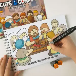 Livro para Colorir Estilo Bobbie Goods Cute & Comfy Colorindo com Deus + 1 Caneta Touch Ponta Dupla Grátis - Imagem 2